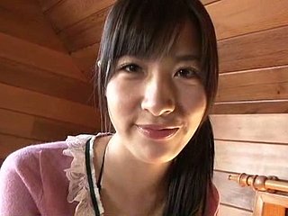 Niesamowite indulge rajstopy Marina Yamasaki chouse dumny z jej jugs