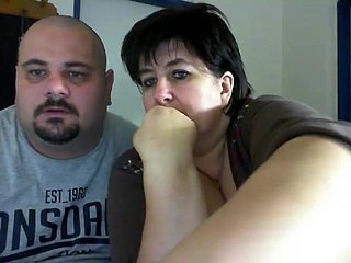 Fat couple in the sky webcam