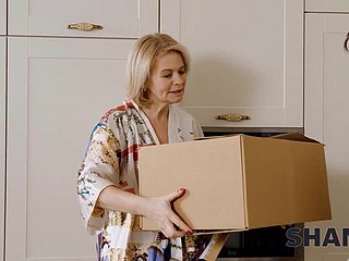 Mature Russian cougar fucked hard by younger delivery man - Tangle up 4K