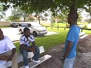 tiga dudes hitam berhubungan seks gay