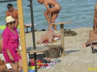 Dojrzałe Amatorki Plaża nudystów Voyeur - Dojrzałe Close-Up Pussy