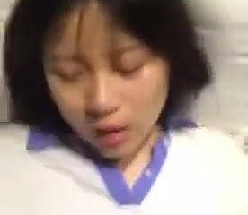 teen studente cinese scopata e facciale