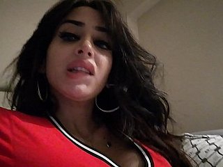 Neyla Kim beurette Bull 66 Corpo egiziana Red Sexe gros seins aime baiser
