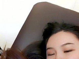 Chinesisches Mädchen Palpate Dreier Dabbler Webcam
